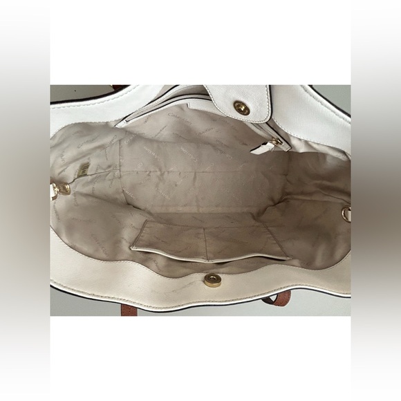 Calvin Klein Tan/White/Brown with gold Hardware Shoulder Bag - Picture 6 of 11